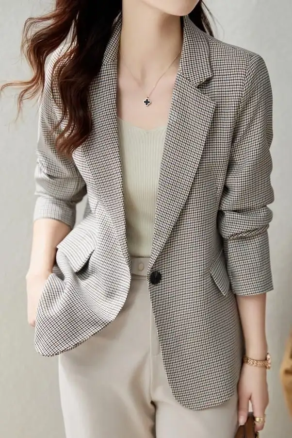 Blazer Wanita